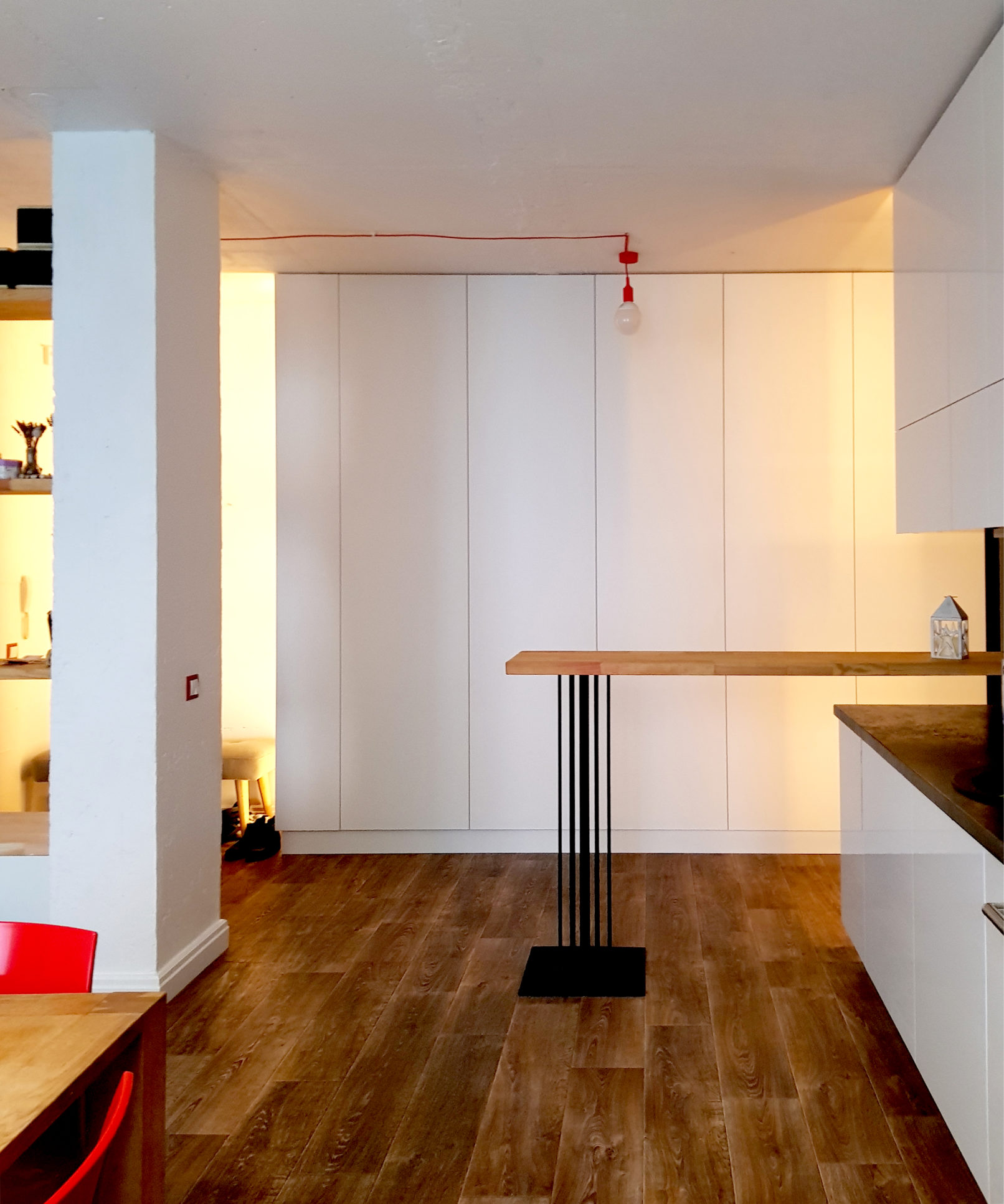 красно белая кухня