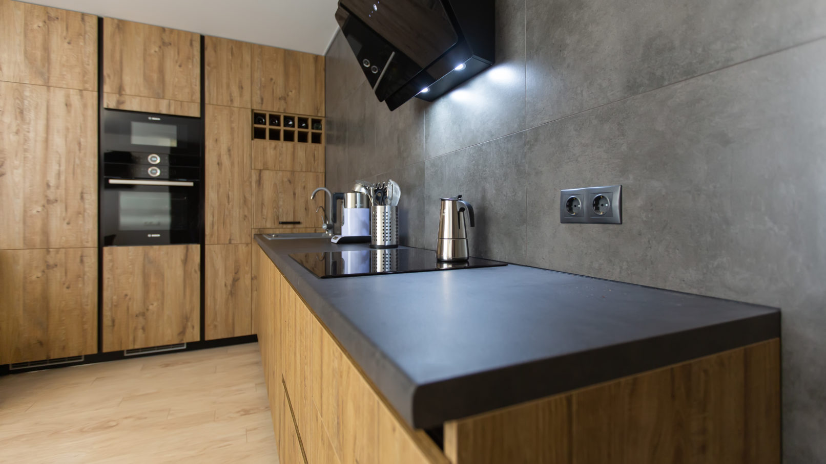 кхня без верхних шкафчиков