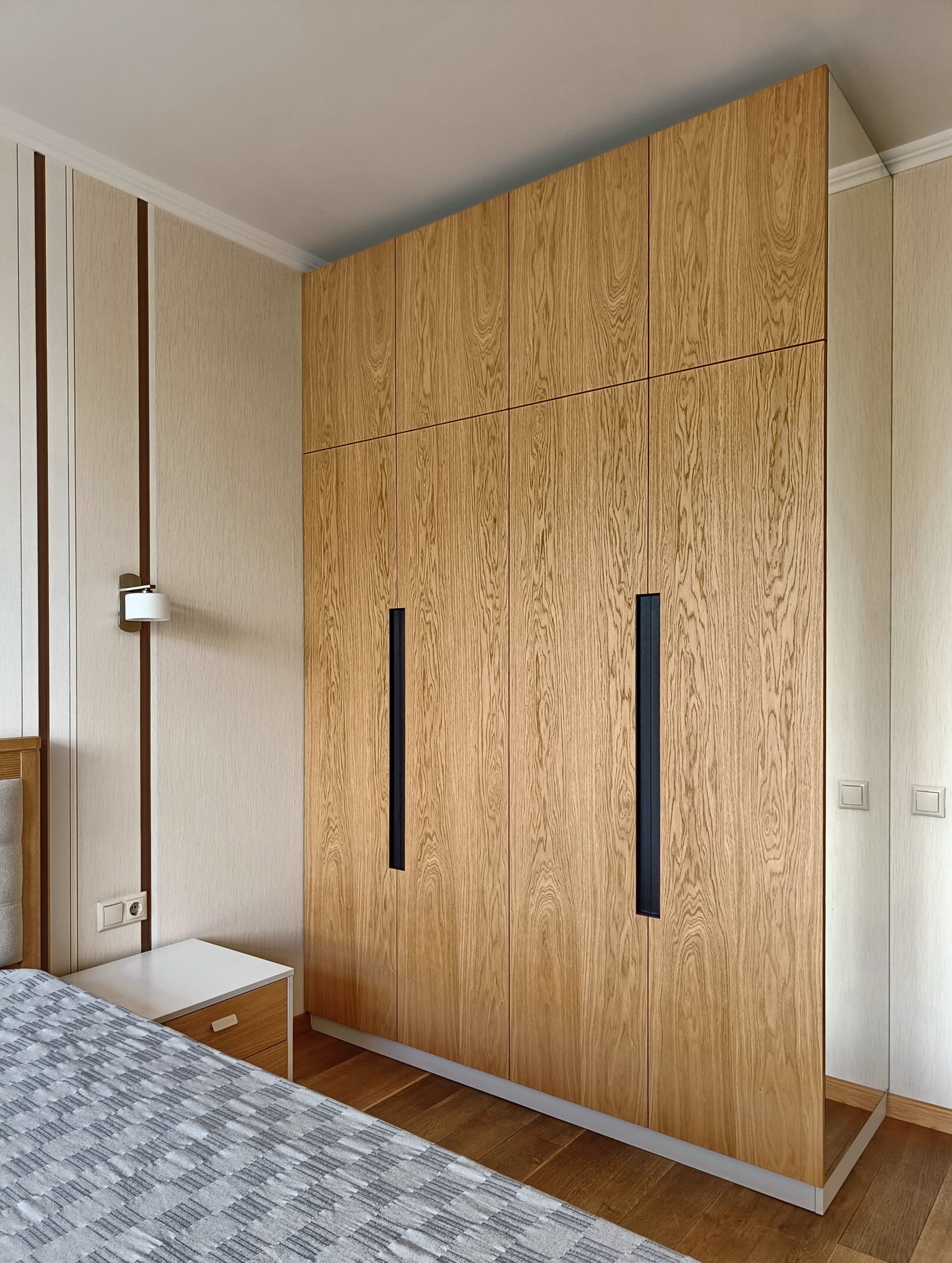 шпоновані фасади