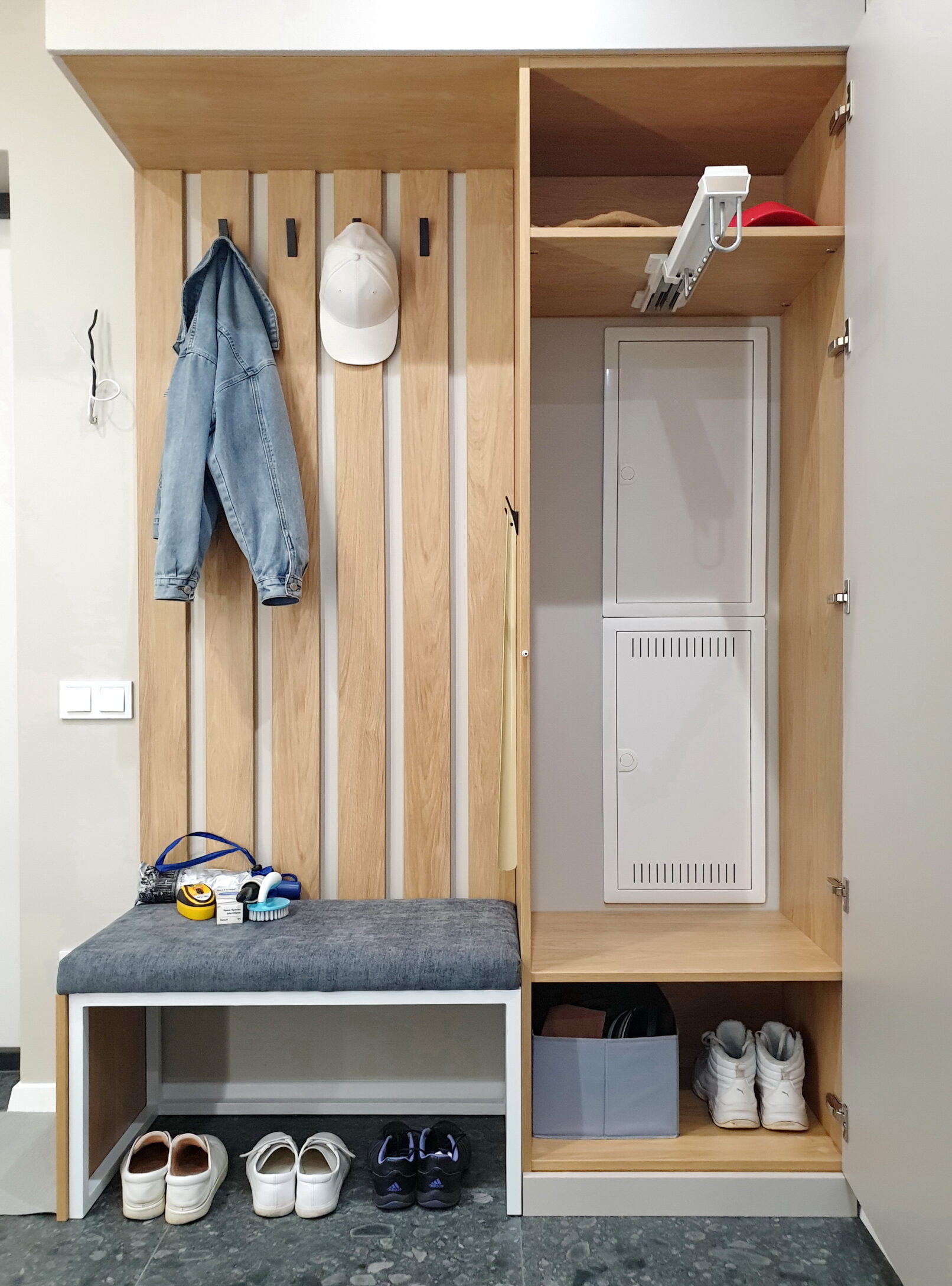 меблі в коридор