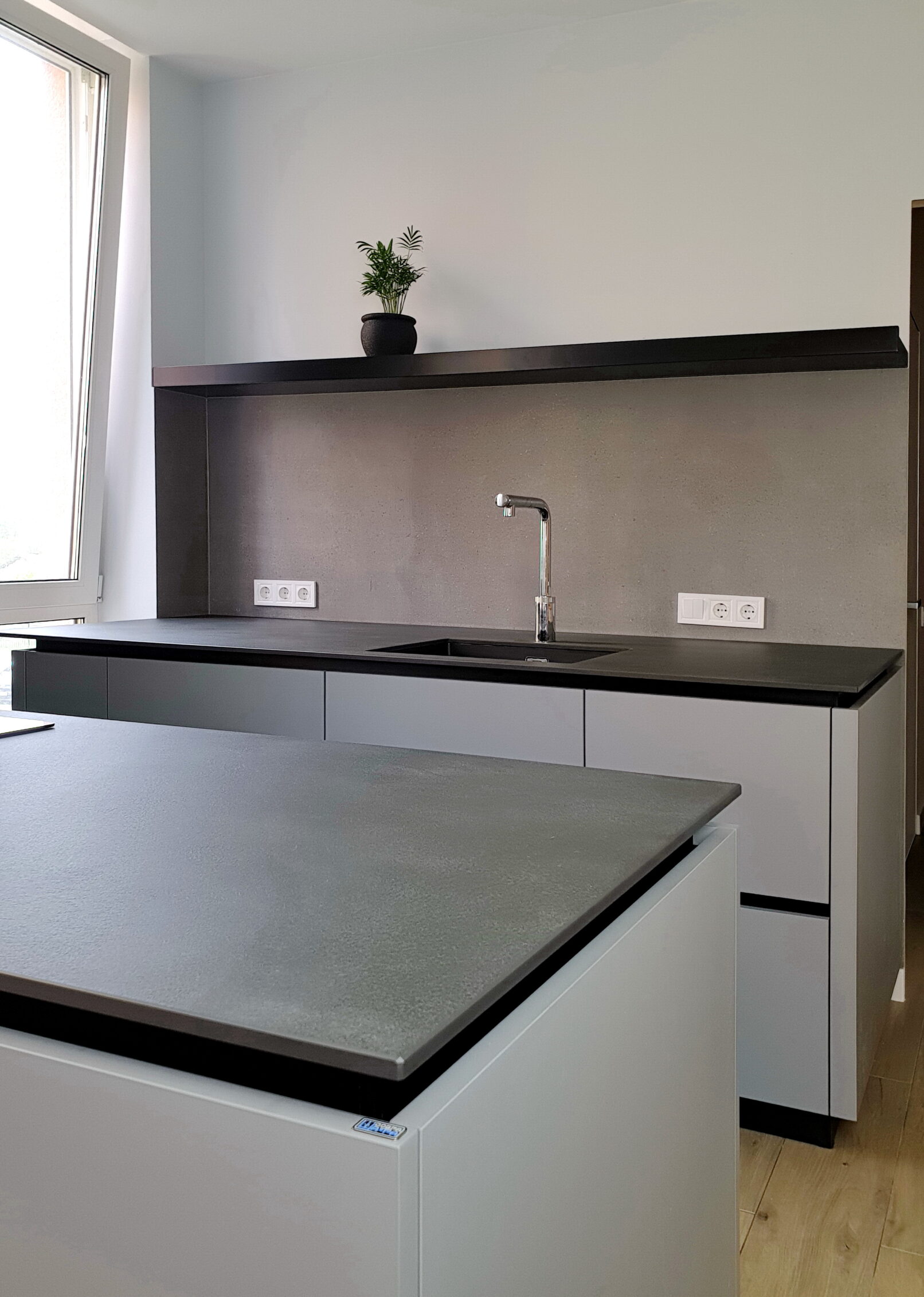 варильна поверхня з витяжкою