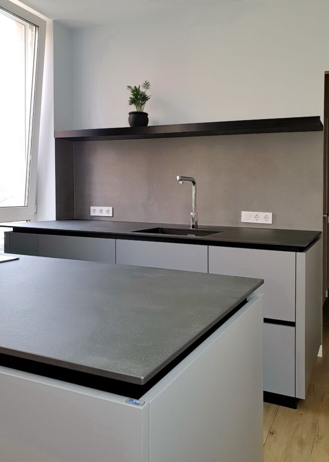 варильна поверхня з витяжкою