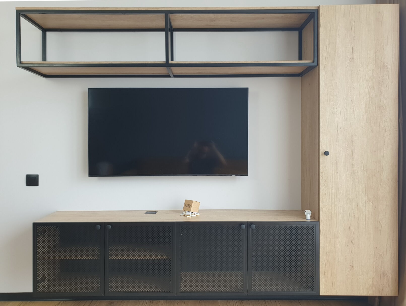 металеві фасади