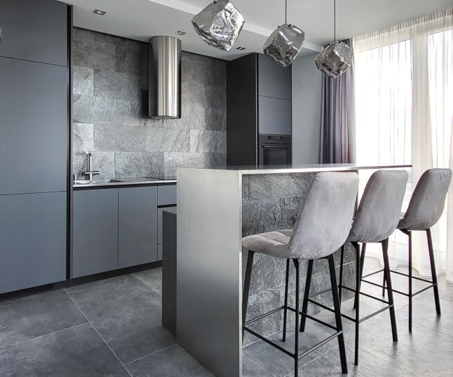 Кухня з металу з нержавіючої сталі