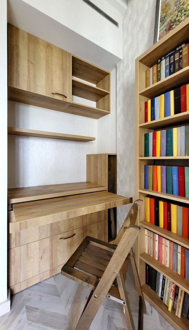 Висувний стіл