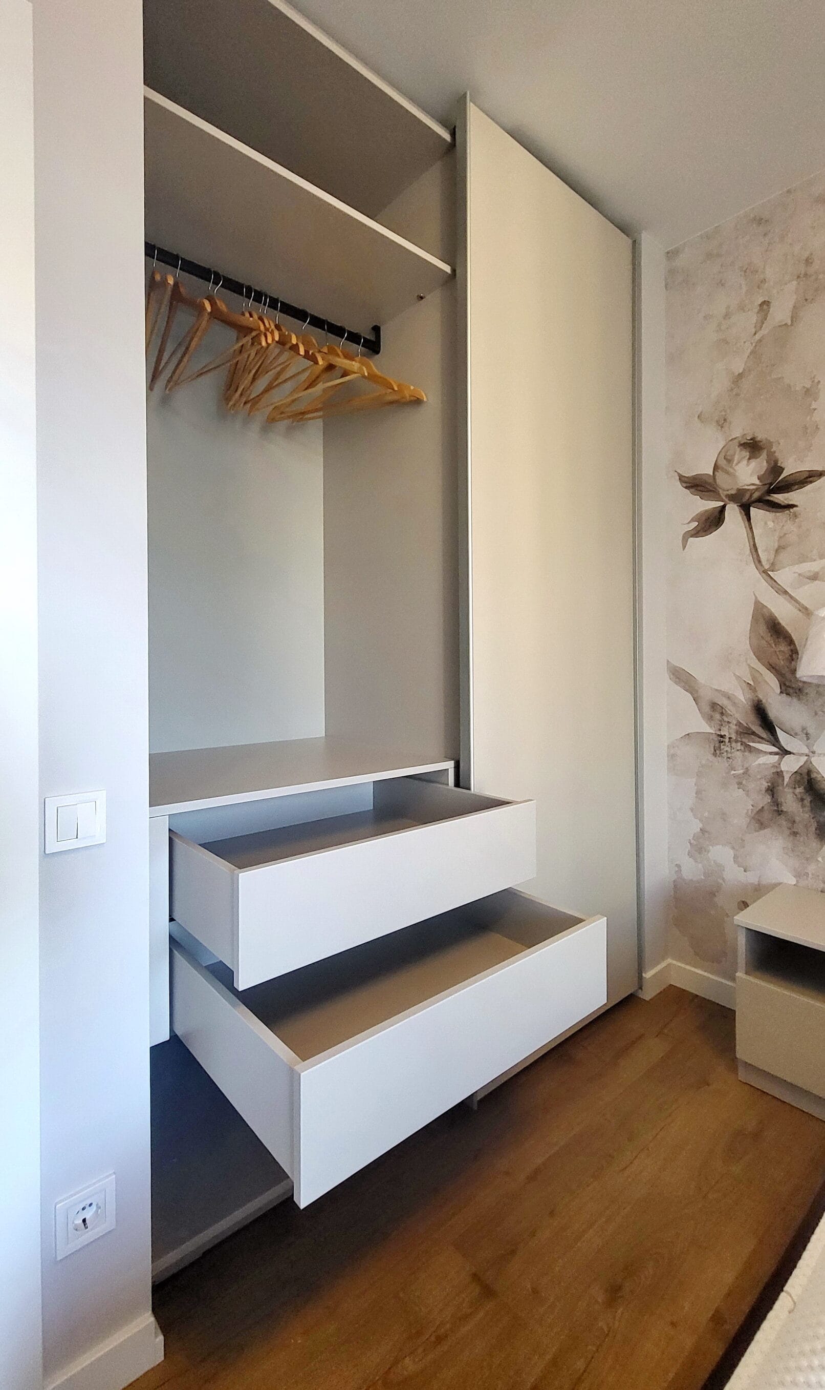 меблі до спальні