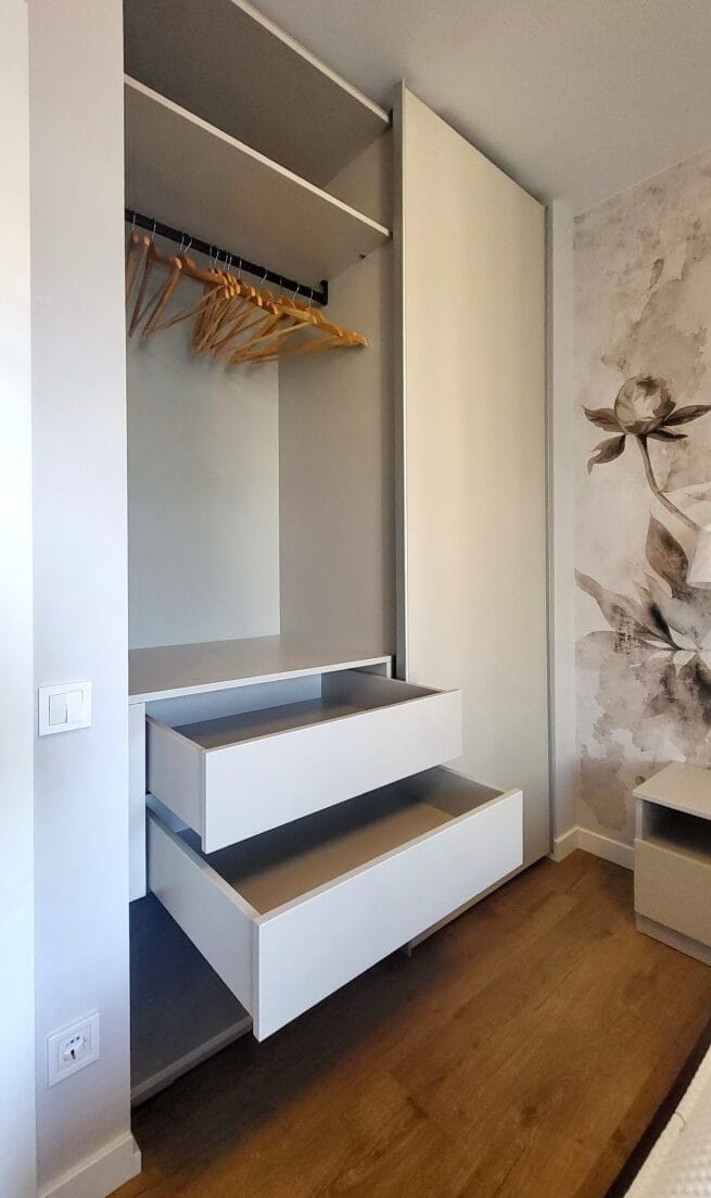 меблі до спальні