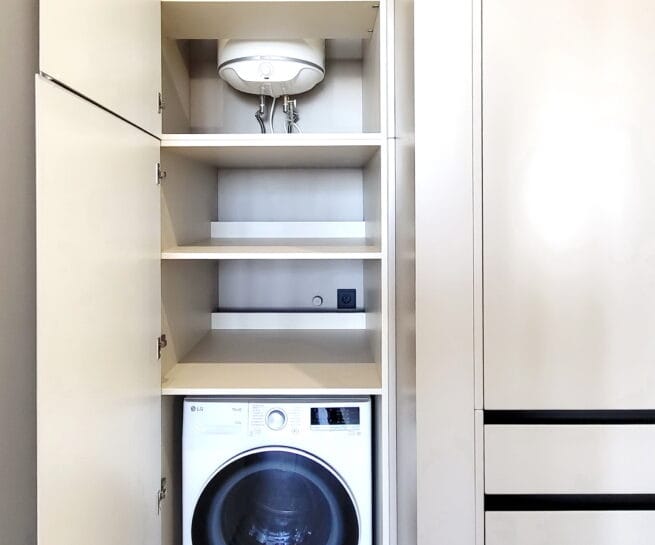 Шафа над пральною машиною