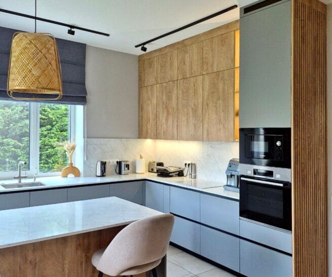 кухня з островом